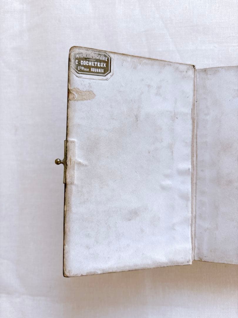 フランスアンティーク　1888年聖書・セルロイド