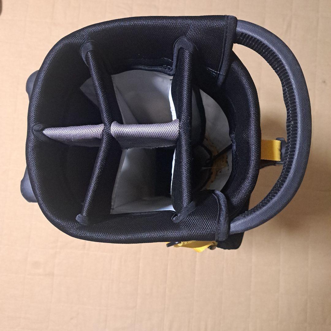 テーラーメイドRBZ STAGE 2 スタンド式キャディバッグ。美品！