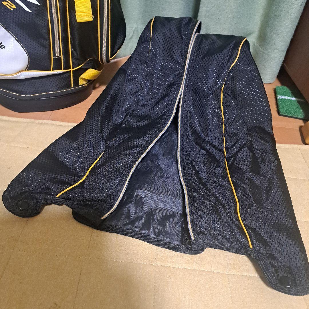 テーラーメイドRBZ STAGE 2 スタンド式キャディバッグ。美品！