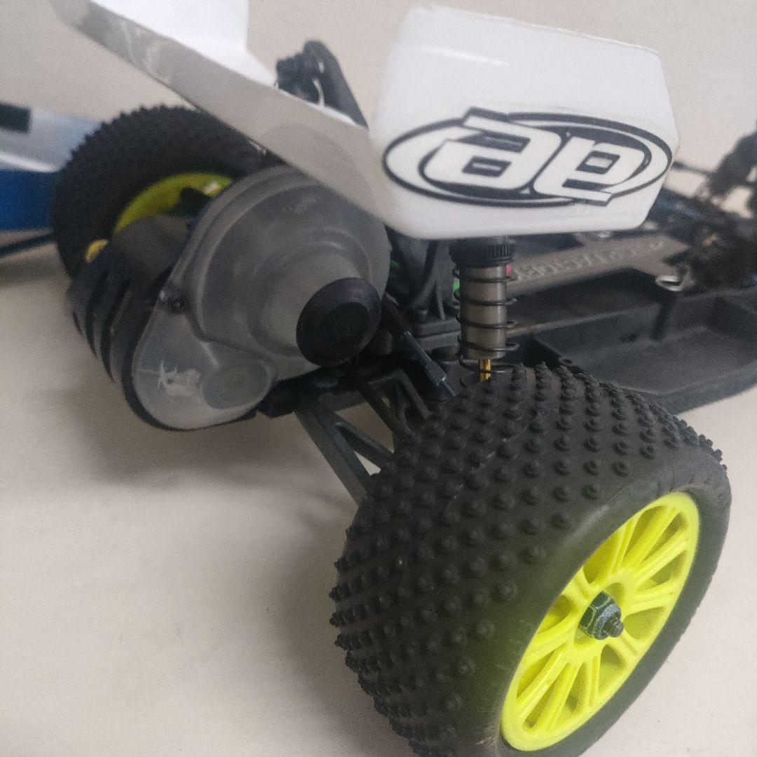 アソシRC10B4 ファクトリーチームキット、2WDオフロードシャーシ