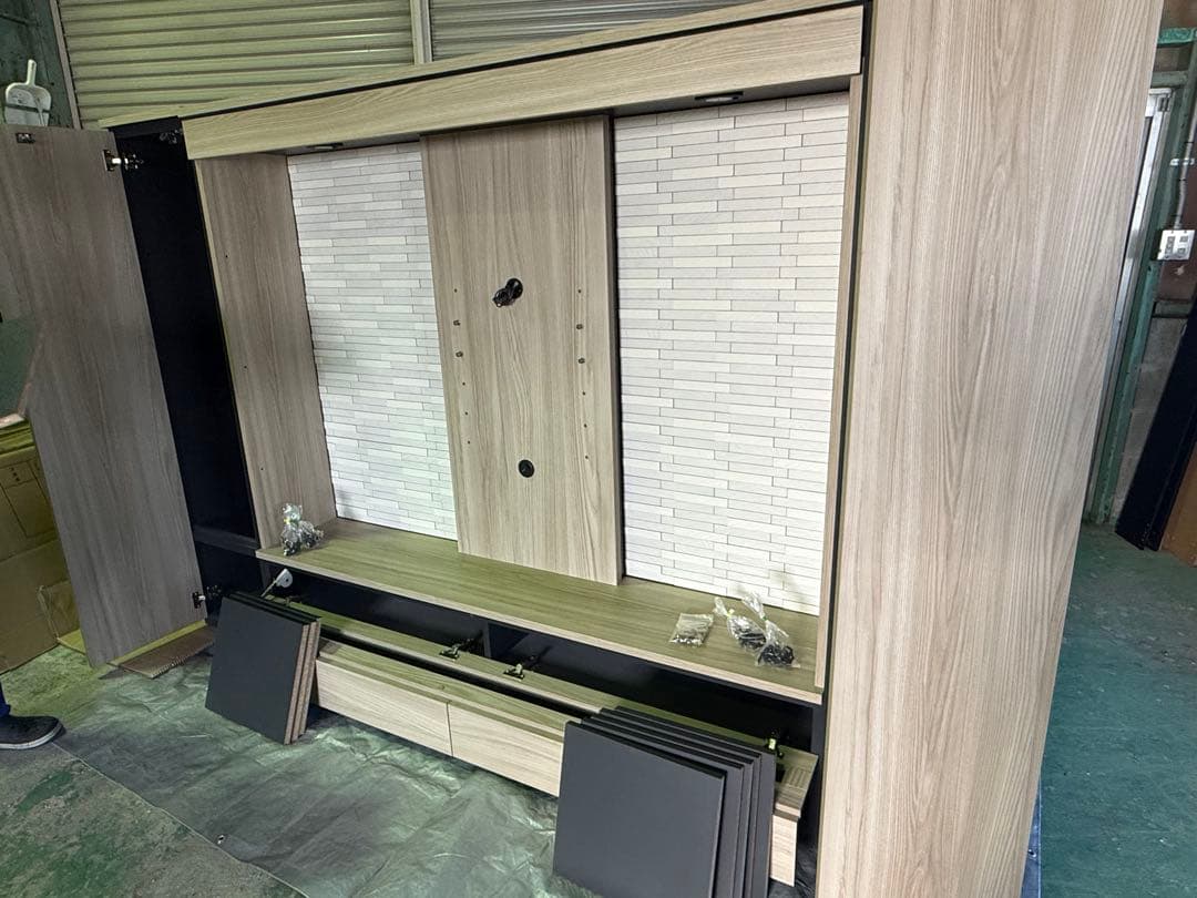 テレビボード　大型