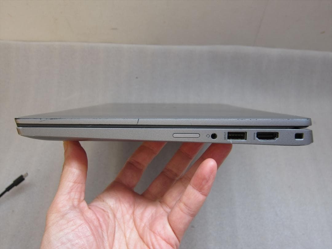 デル11世代Core i7-1185G7/16G/SSD512/13.3フルHD