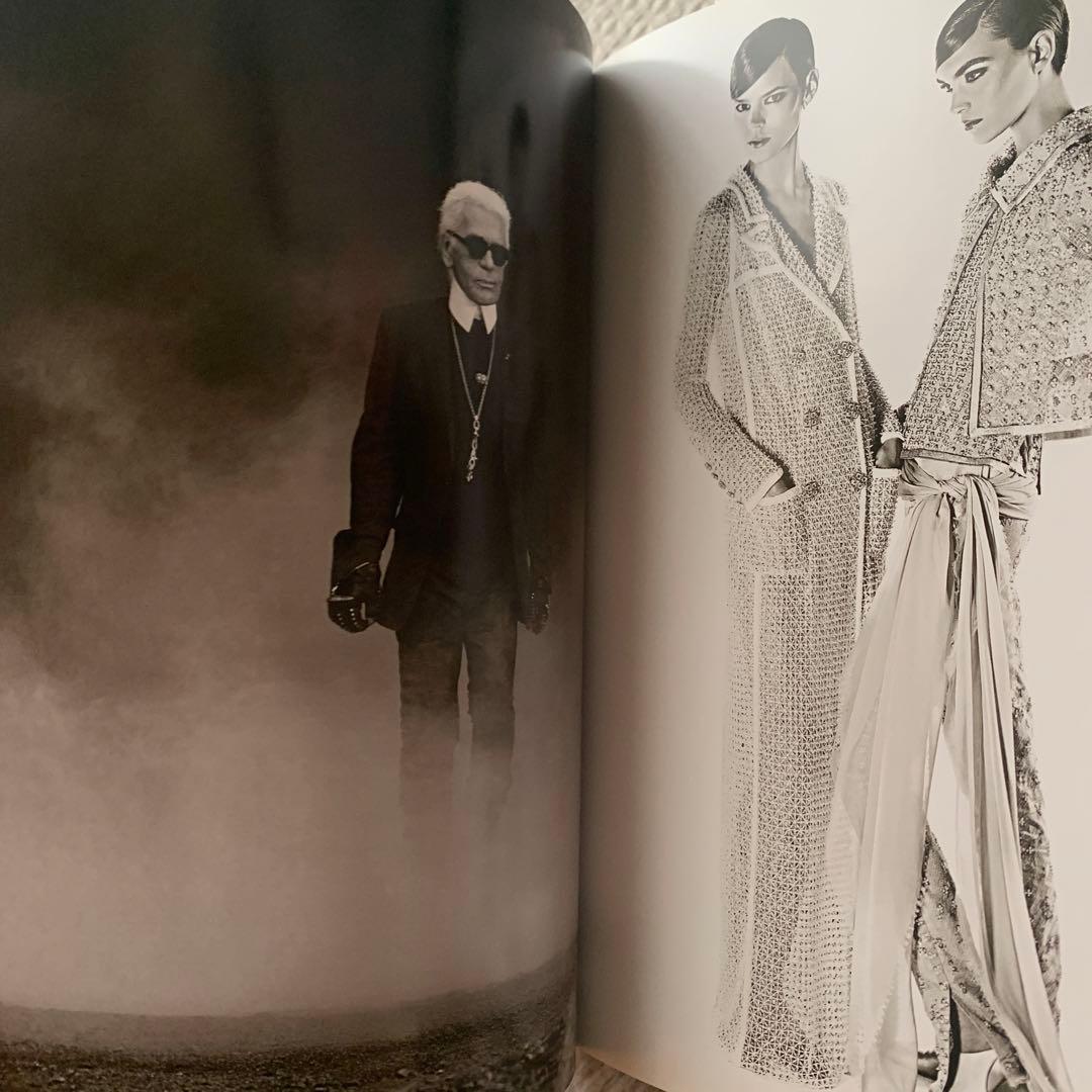 CHANEL 雑誌　洋書