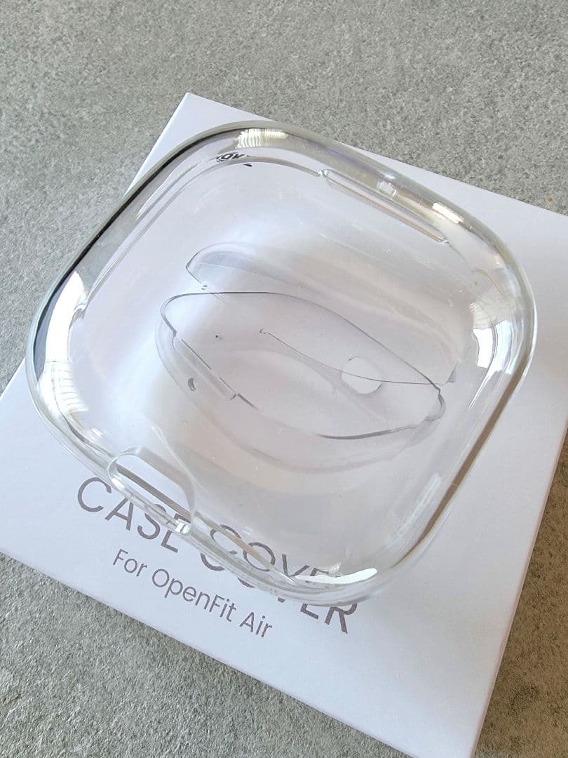 Shokz OpenFit Air ケース付き