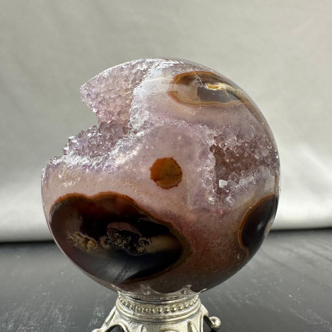 天然石アメジストの笑い口　置物　スフィアE.89