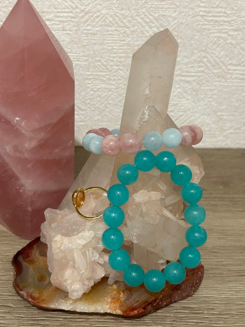 優しいピンクマニカラン水晶クラスター　 大きめサイズ