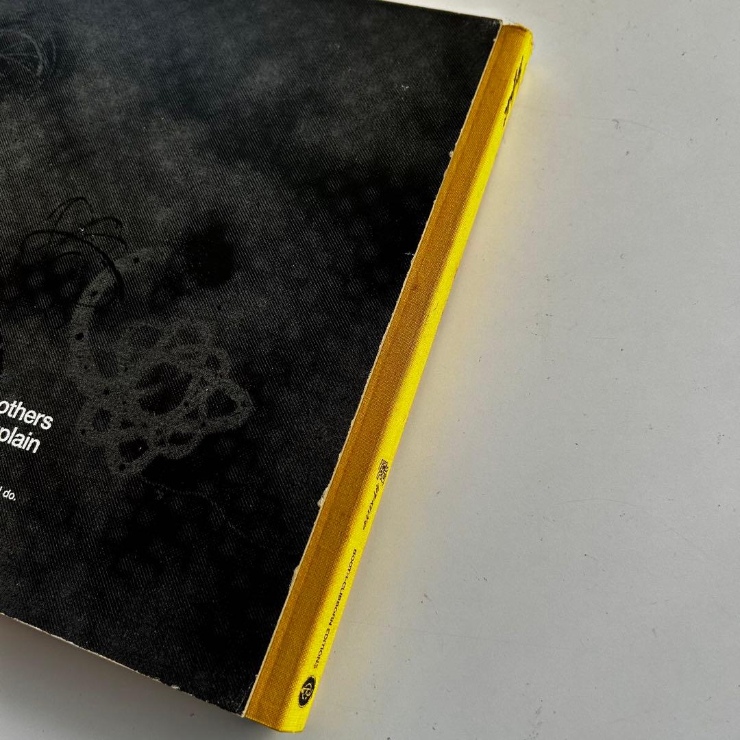 美品 洋書 FUTURA / フューチュラ 2000