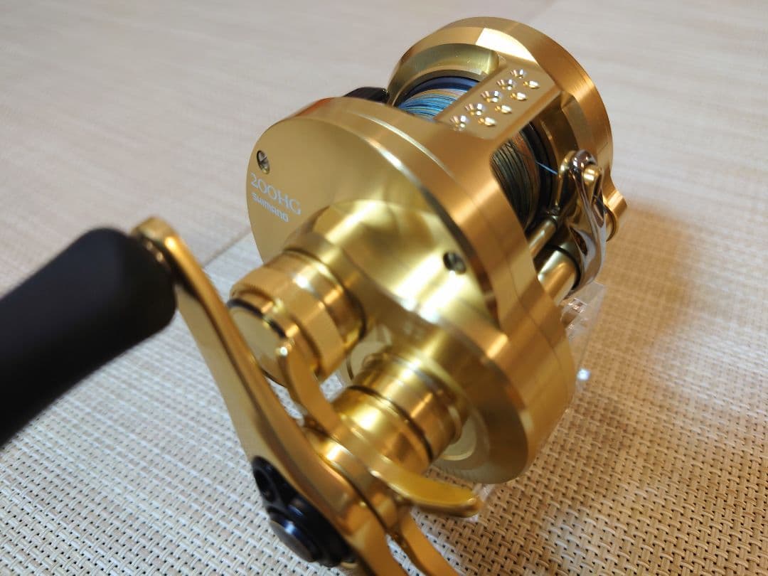 シマノ 21カルカッタコンクエスト 200HG
