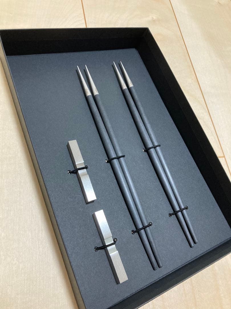 【未使用品】Cutipol GOA 箸　箸置き　化粧箱付き