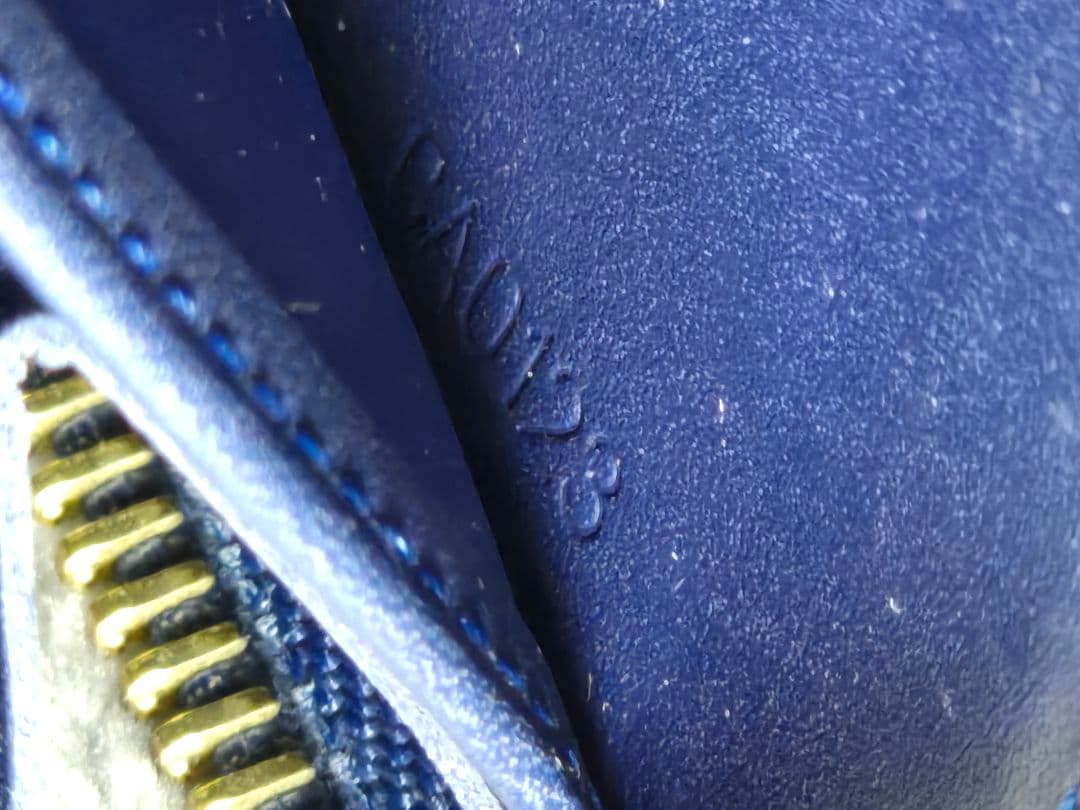 l*2様 Louis Vuitton ネイビー ブラック ラメ 長財布