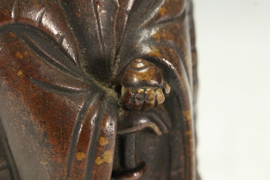 古備前 観音菩薩像 葡萄木敷き板(K-A645)