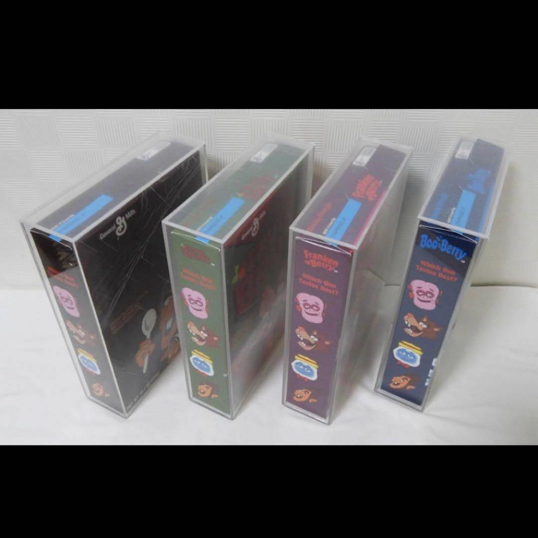 KAWS ゼネラルミルズ モンスターシリアル x カウズ　限定品 ４種セット