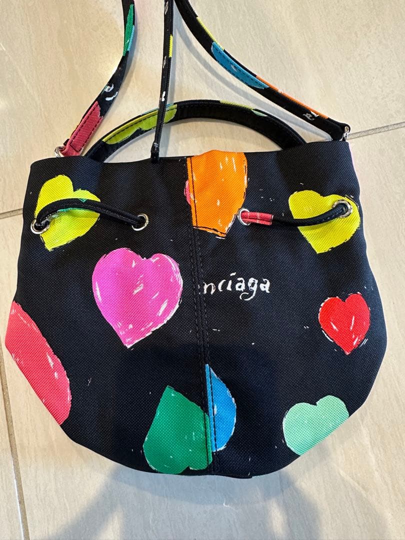nari.　BALENCIAGA Wheel XS ハート柄