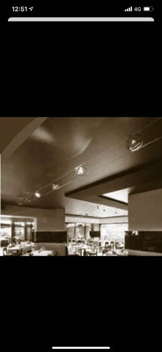 中古のKEA ワイヤースポット照明