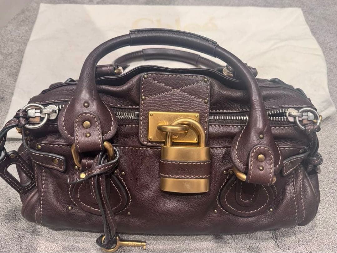 クロエ　パディントン　ブラウンレザー ハンドバッグ 金属ロック付き　南京錠付き