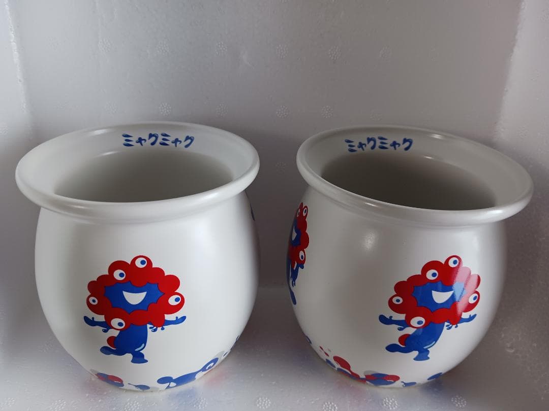 ミャクミャクキャラクター 陶器容器 2個セット
