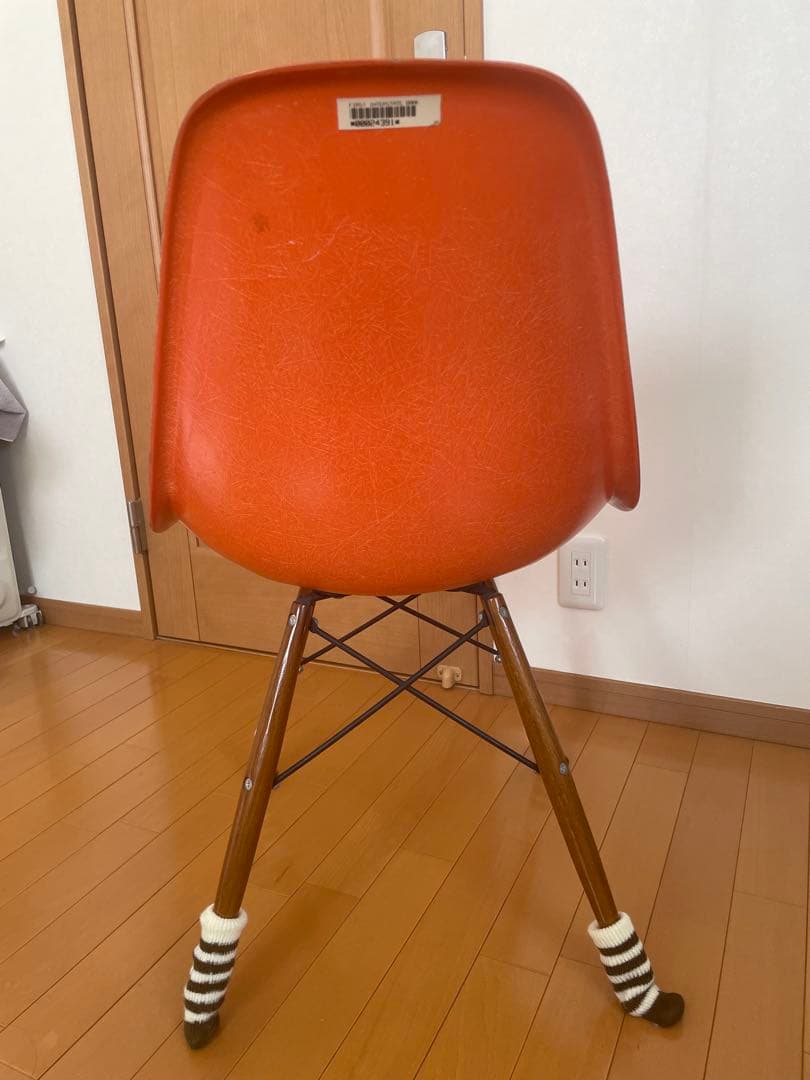 イームズ　イス　オレンジ　脚無し
