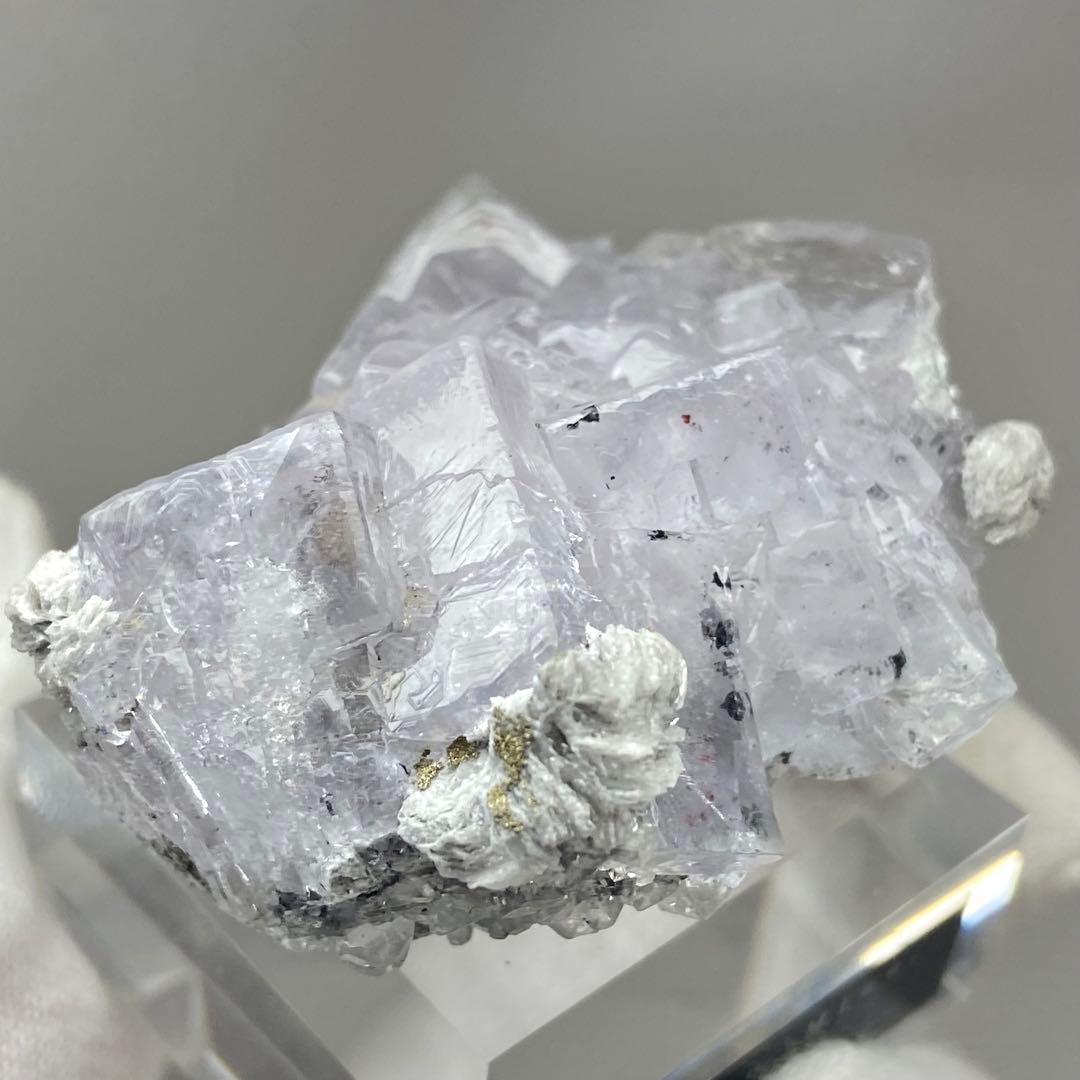 フローライト　辰砂入り　エミリオ鉱山　スペイン　鉱物標本　原石　天然石　ストーン