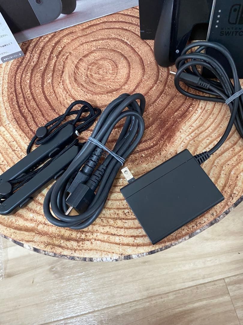 Nintendo Switch ニンテンドースイッチ本体　グレー ①