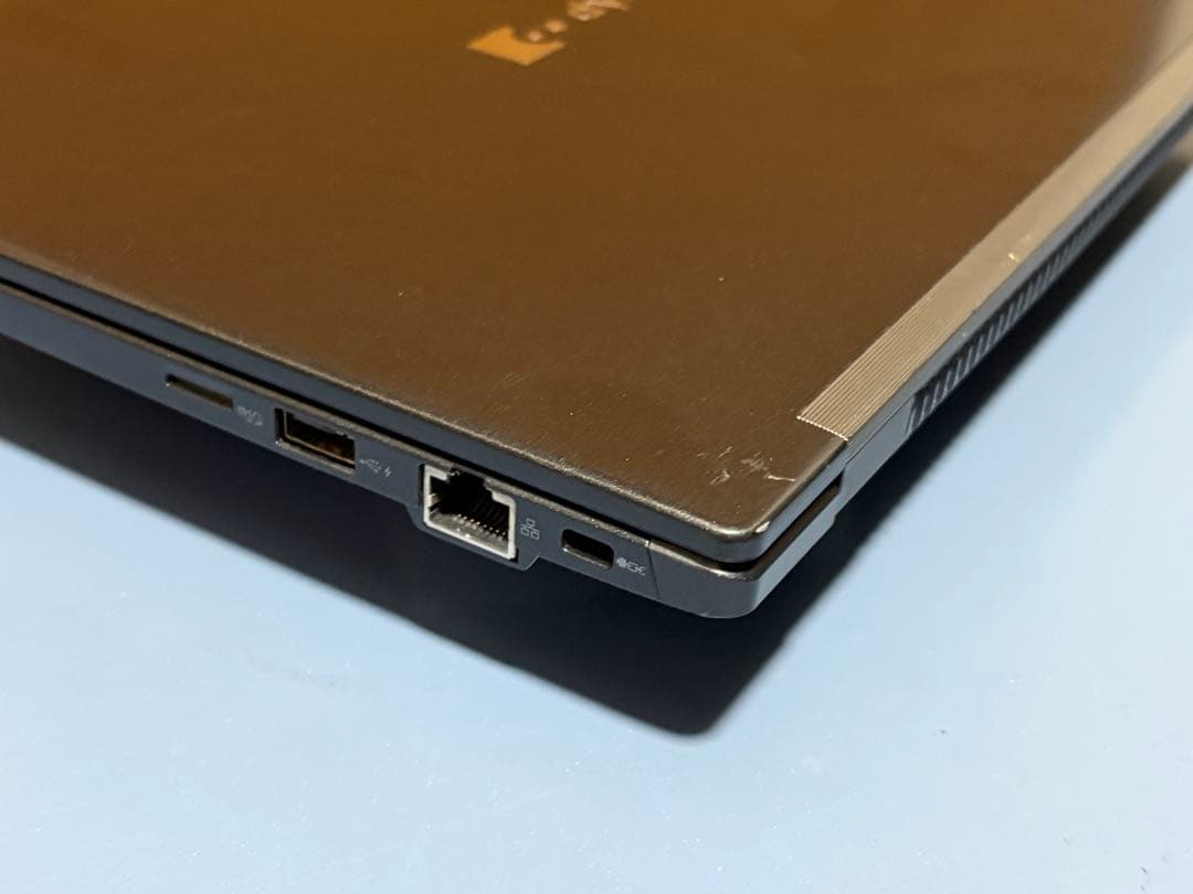 dynabook G83HU /第11世代i5/16GB/256GB/13.3