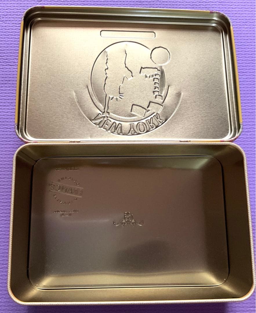 ラ・キュール・グルマンドの缶　ニューヨーク店　空き缶