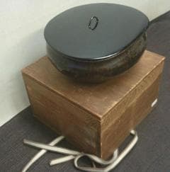 鑑賞茶器！【水指　変形口　漆器蓋専用作　流れ釉　骨董木箱・E32 】茶道具　収集