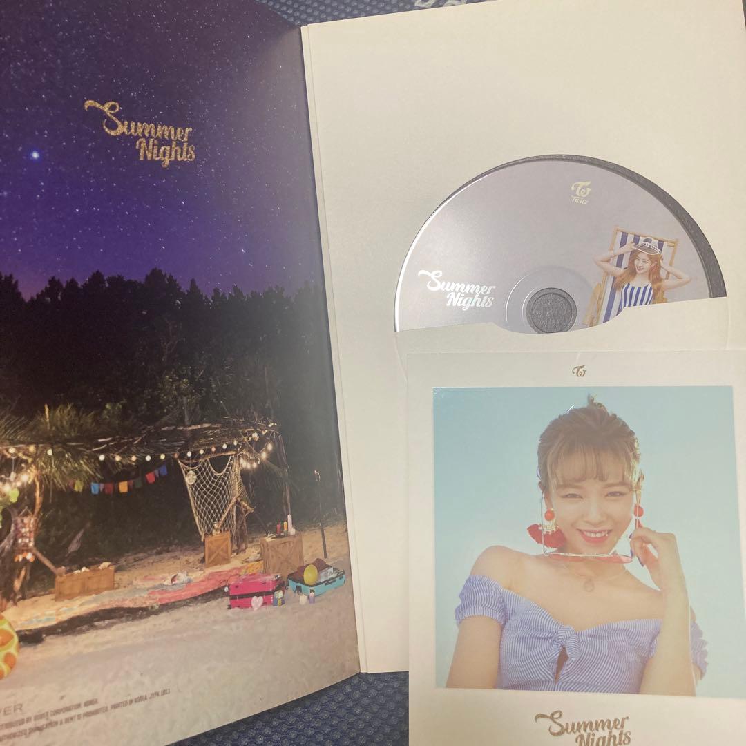 TWICE アルバム まとめ売り　トレカ120枚ほど付き　アルバム15枚