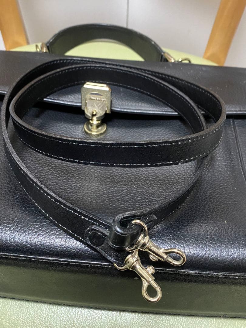 バーバリー　2way ショルダーバッグ　ビジネスバッグ　ブラック　チェック柄