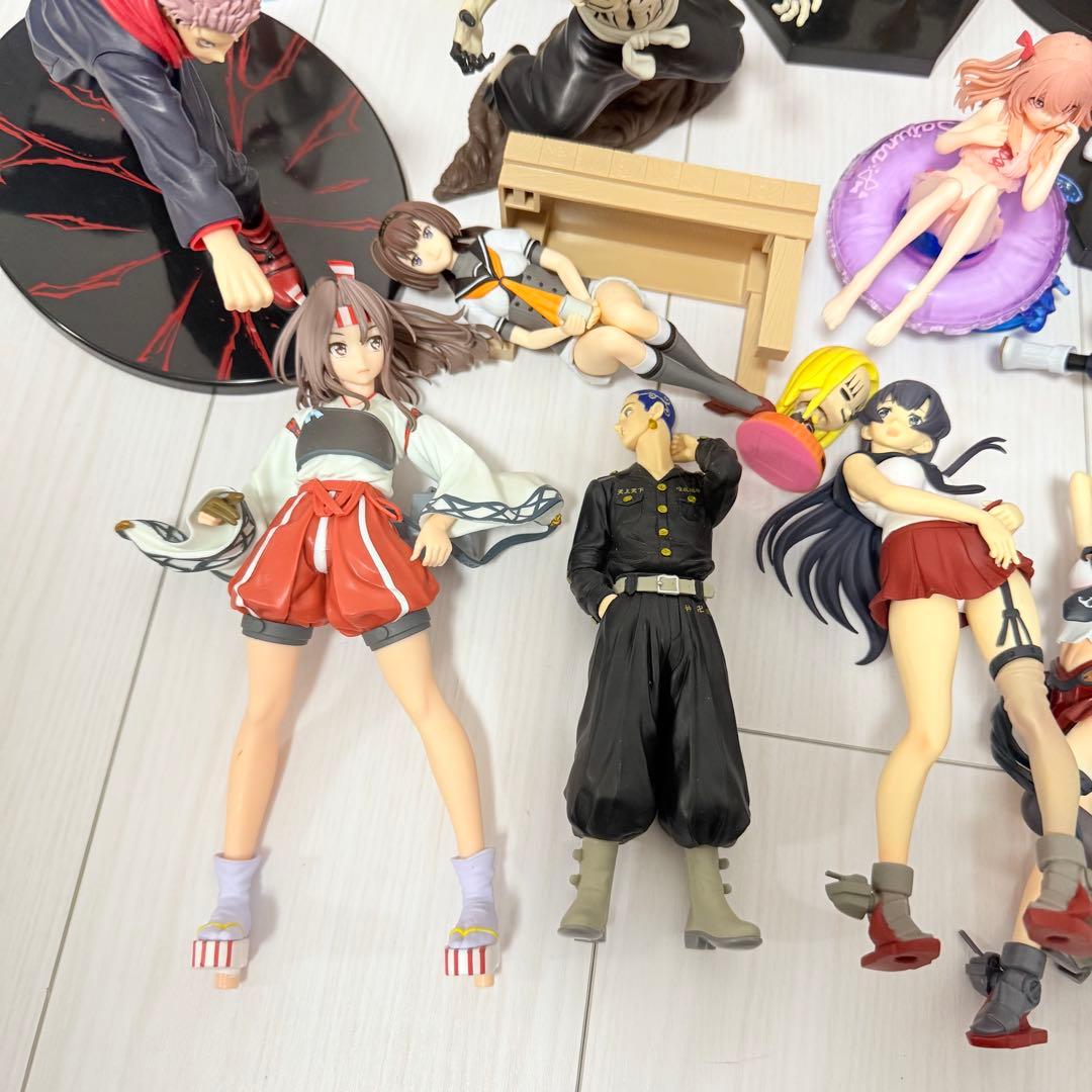 フィギュア　30個まとめ売り