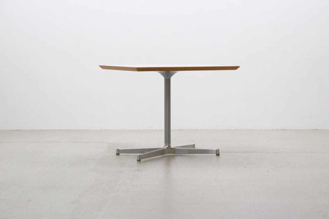 在庫2台 D&Department カフェテーブル ホワイト ナチュラル