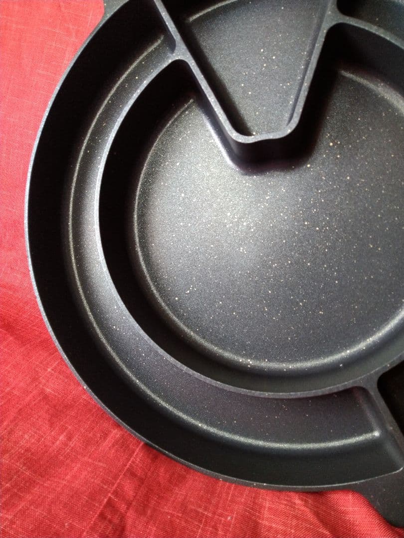 ♥再ブームの大人気【本場韓国・高級鉄鍋】チーズタッカルビ・サムギョプサル ⬛３鍋