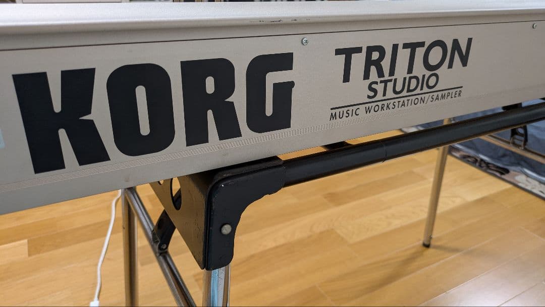 KORG TRITON STUDIO 88 V2 +純正ダンパーペダル付