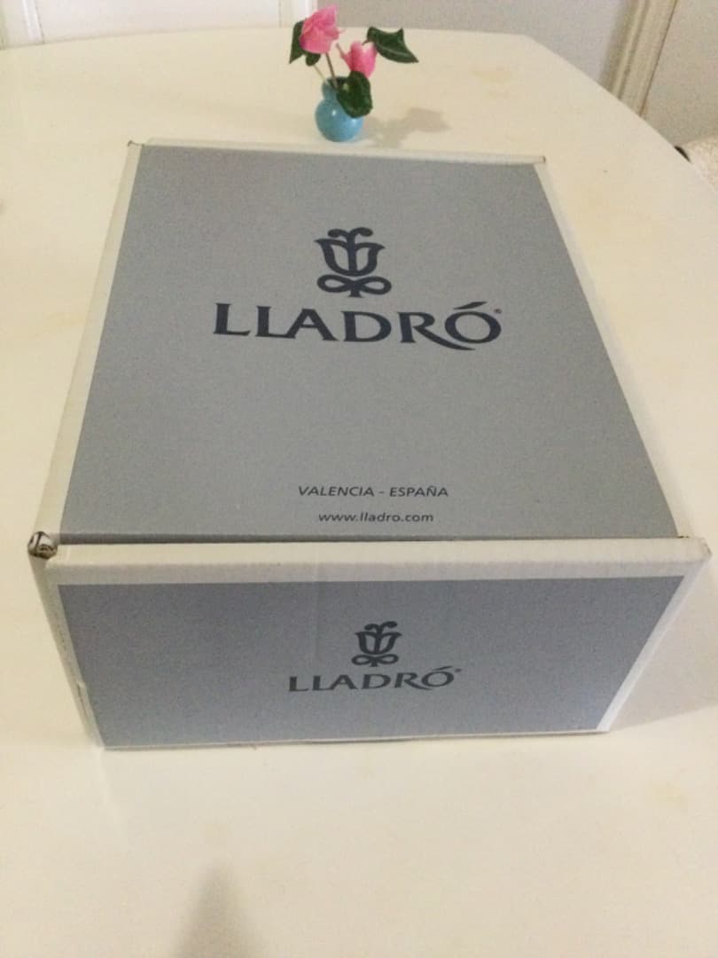 リヤドロ　ダンサー