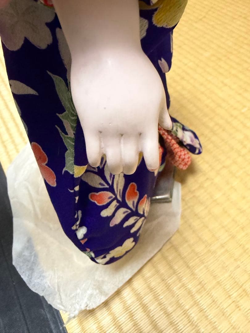 売却済み　市松人形　昭和初期　（ガラスケースは含みません）