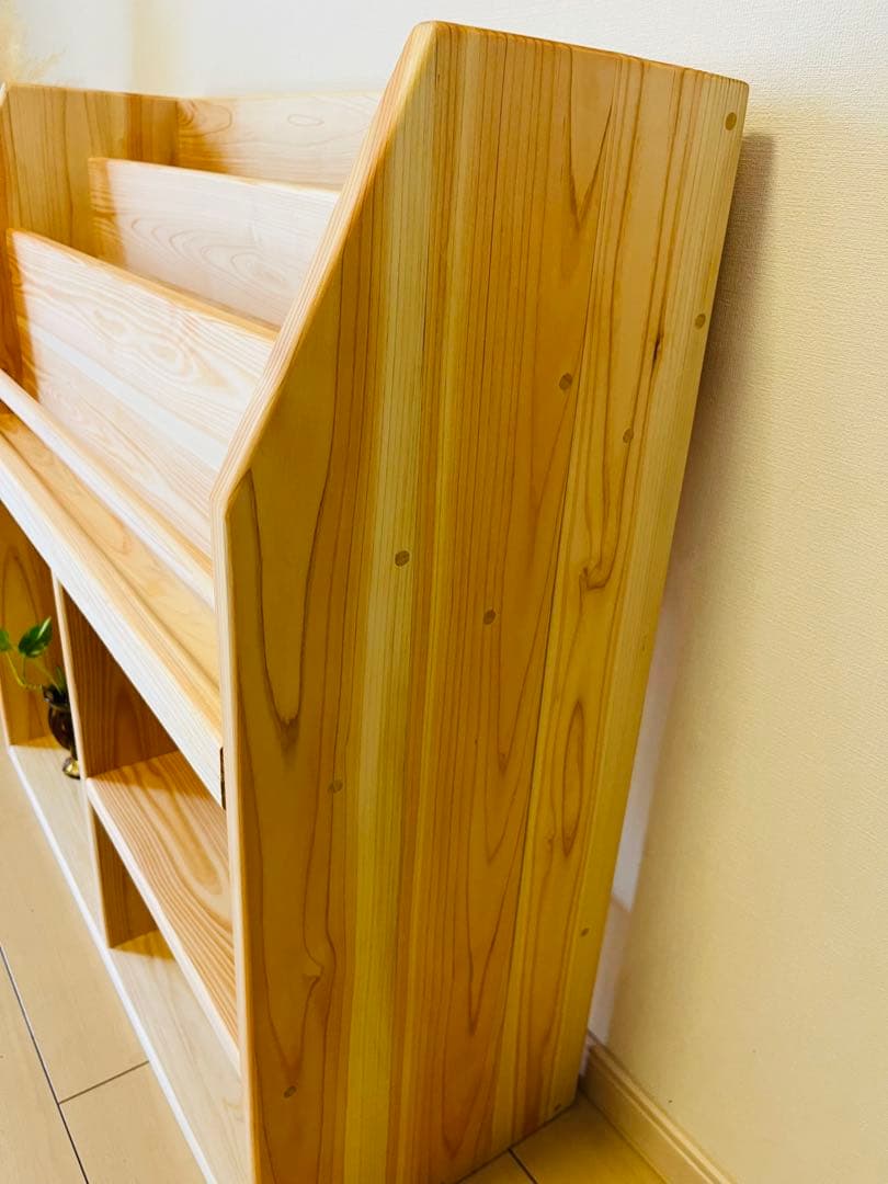 ひのきの絵本棚　ブックシェルフ　本棚　無垢材家具　桧　檜