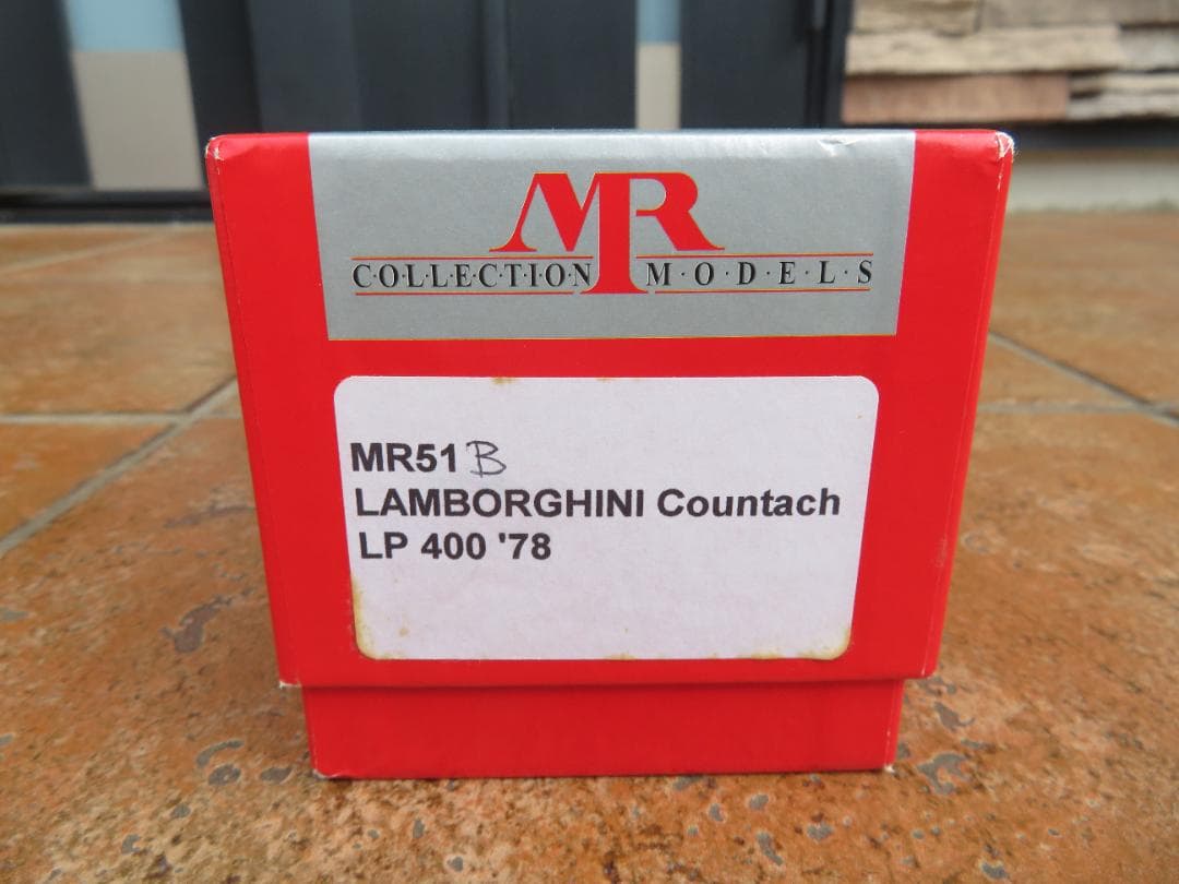 MR社製　1/43　ランボルギーニカウンタックLP400　499台限定生産品