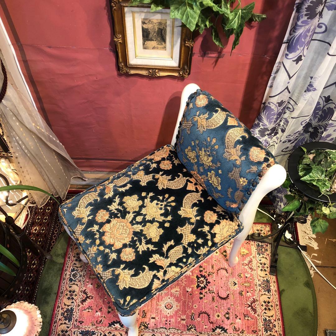 シャビーシック　フレンチ　アンティーク　片肘スツール　猫脚チェア