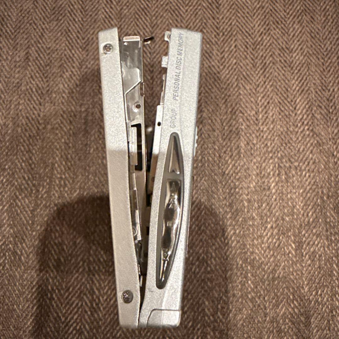 SONY ポータブルミニディスクプレーヤー MZ-E909　動作品