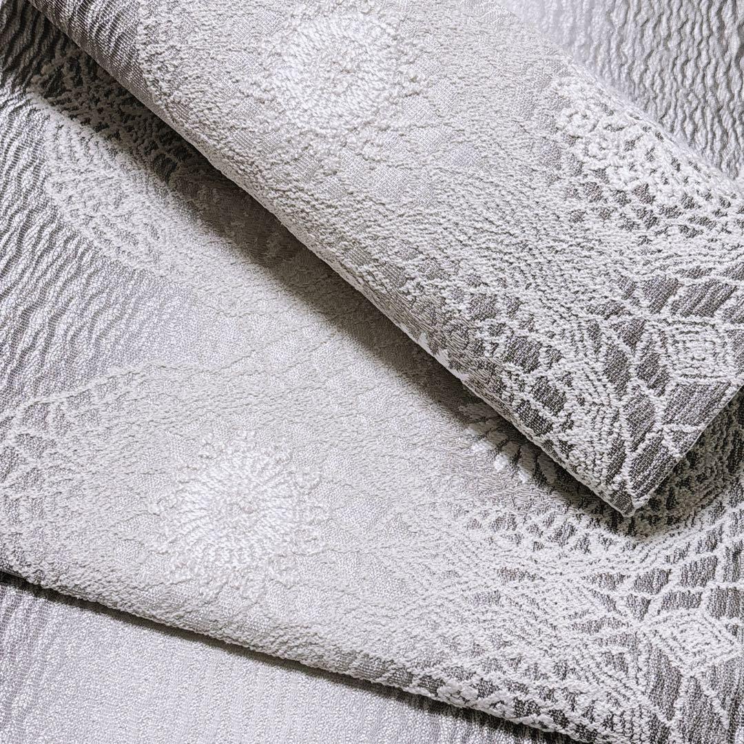 AA11袋帯 大太鼓 レース花柄　変わり織　ループ織　銀と銀通　正絹 美品 着物