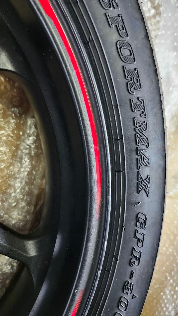 HONDA CBR250RR MC51 リアホイール　タイヤ付き