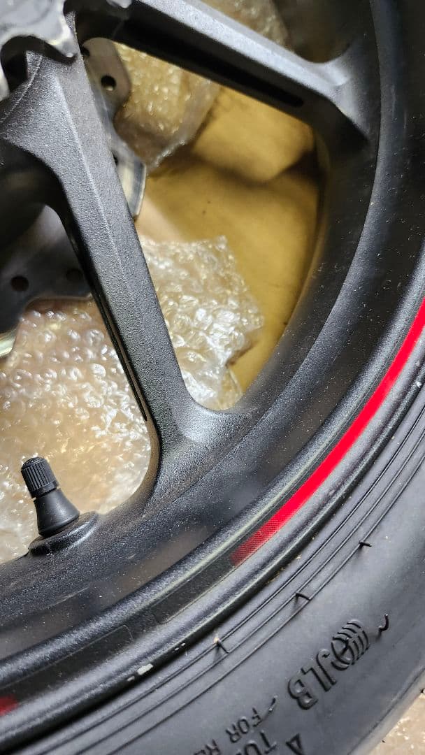 HONDA CBR250RR MC51 リアホイール　タイヤ付き