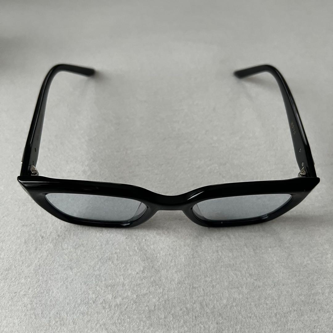 【美品／完売商品】GENTLE MONSTER HOVO 01ブラック×ブルー