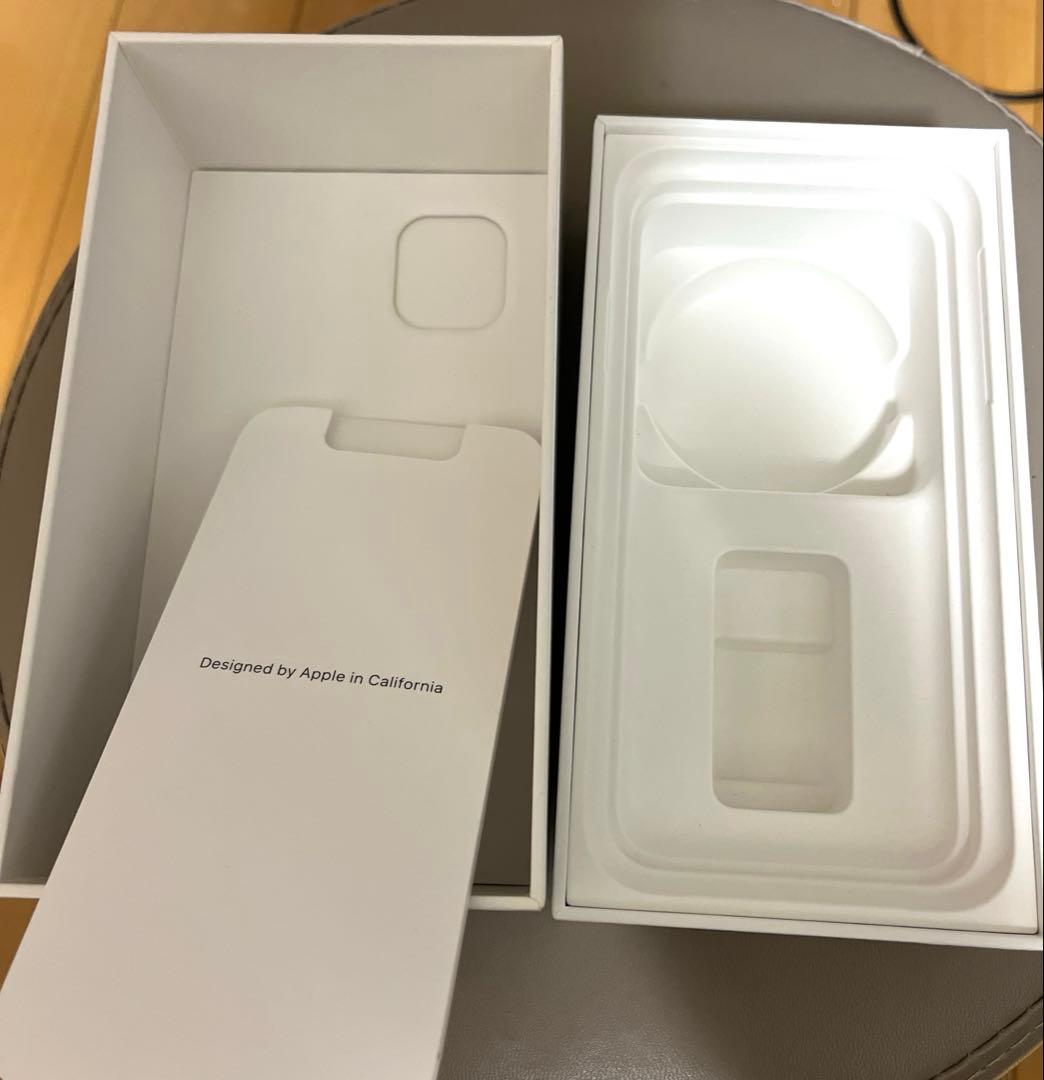 Apple iPhone 11 64GB 本体