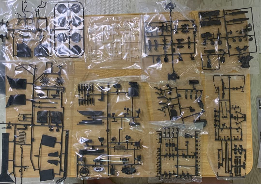 自動車 TAMIYA  ENZO FERRARI