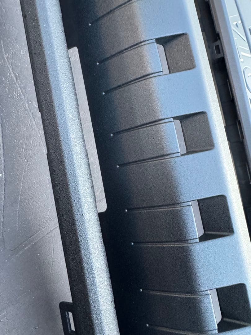 ②ランドクルーザー250 カウルトップ　グリル　ドアハンドル　ラプターライナー