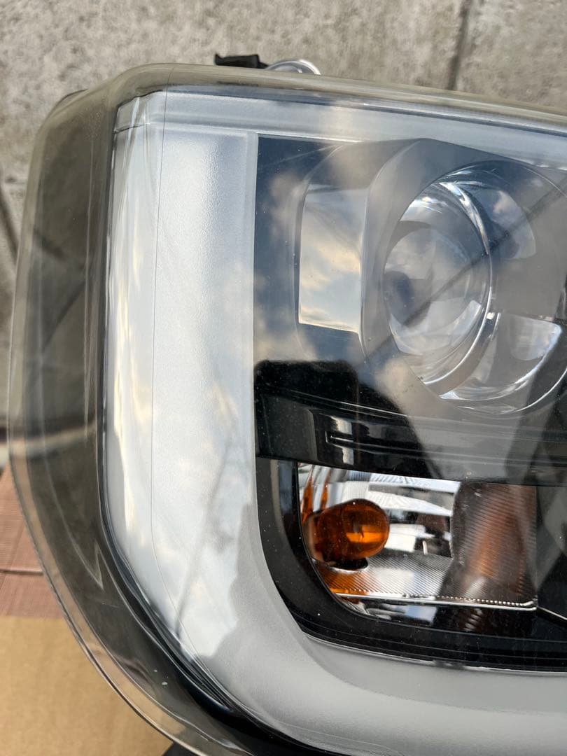 ダイハツウェイクLEDヘッドライト※ジャンク