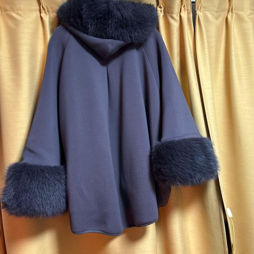 新品タグ有りヤマダヤFENNEL ファーポンチョコート定価42000円