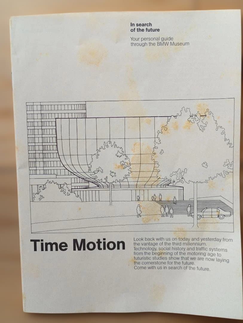 BMW 1983年初版希少 ドイツ語版 ＋ ミュージアム冊子（1984年）付