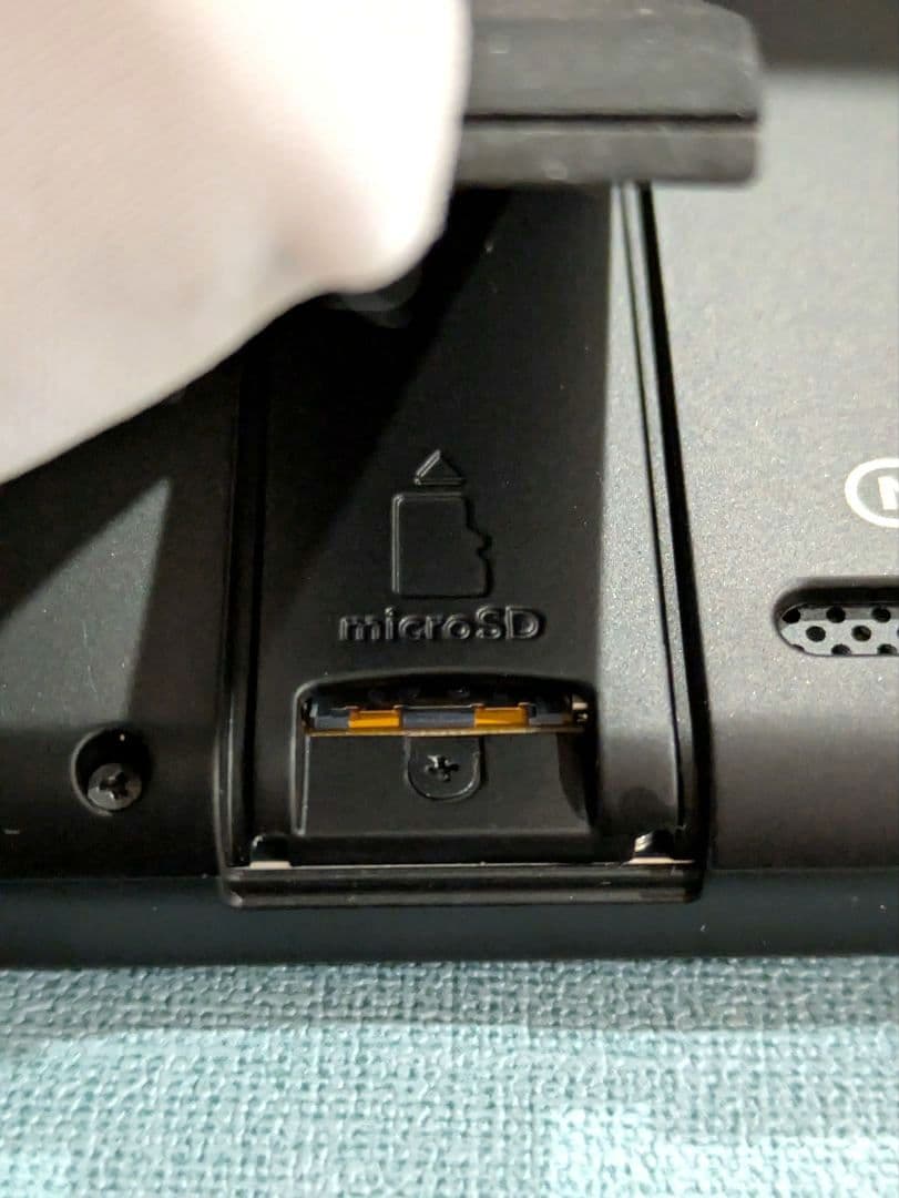 【限定セール！】Nintendo Switch 本体 ネオンブルー・ネオンレッド