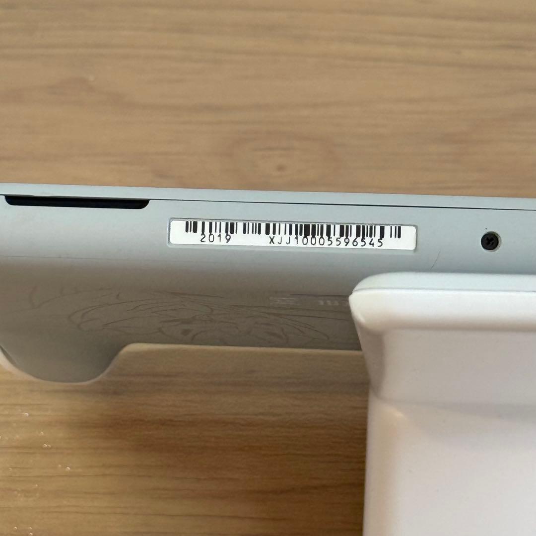 7-180【美品】Switch LITE ザシアン・ザマゼンタ